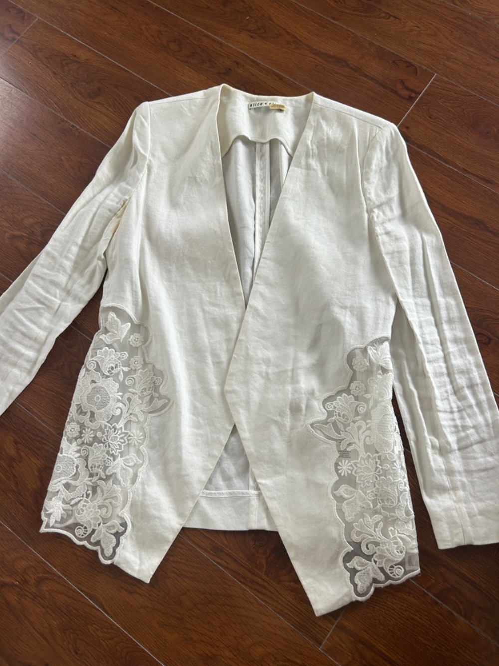 Alice + Olivia White Linen Open-Front Blazer with Lace Panels